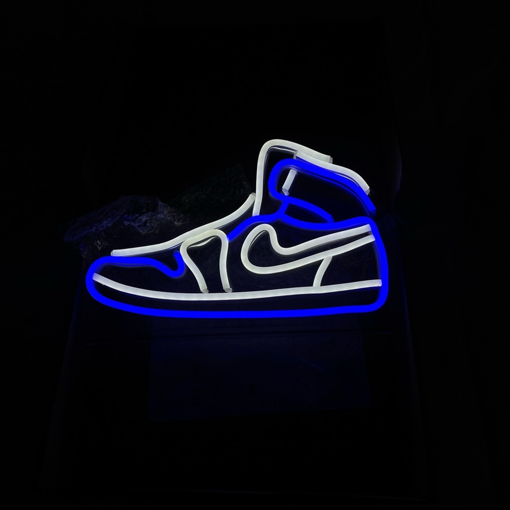 Sneakers Neon Sign - Decor light.